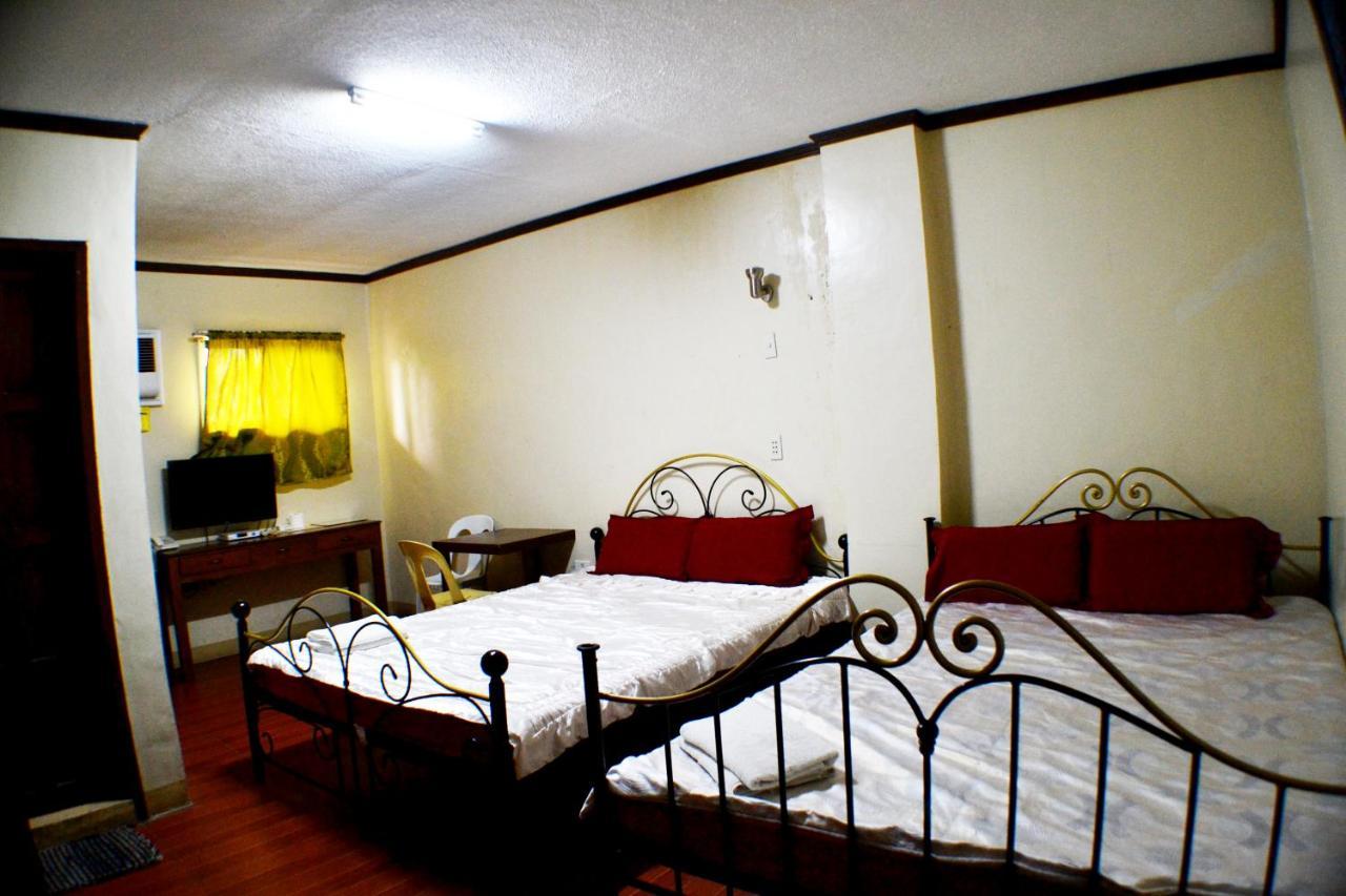 Rufina'S Leisure Center Hotel Tagum Bagian luar foto