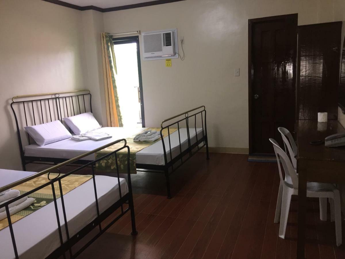 Rufina'S Leisure Center Hotel Tagum Bagian luar foto